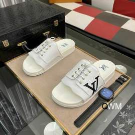 Picture of Louis Vuitton Slippers _SKULVsz38-452CWM0145330